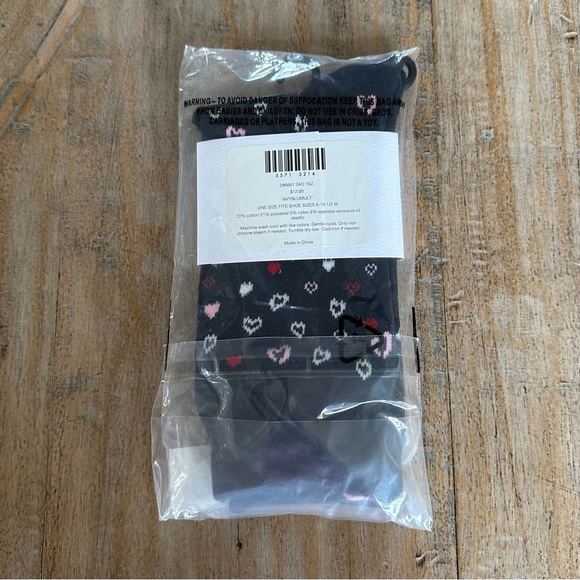 J. JILL MORE LOVE HEART SOCKS - Picture 3 of 4